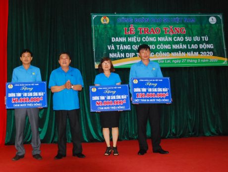 Trao danh hiệu Công nhân cao su ưu tú cho 46 cá nhân khu vực Tây Nguyên